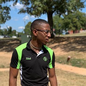 Meet your Posher, Rj